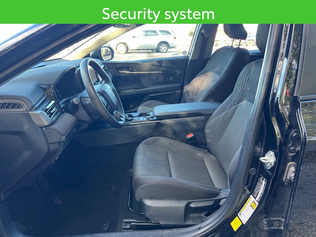 Used 2025 Toyota Camry LE FWD image 26