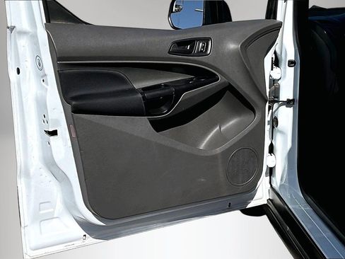 Used 2022 Ford Transit Connect XL image 19