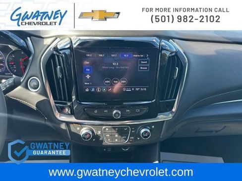 Used 2023 Chevrolet Traverse Premier w/ Redline Edition FWD image 17