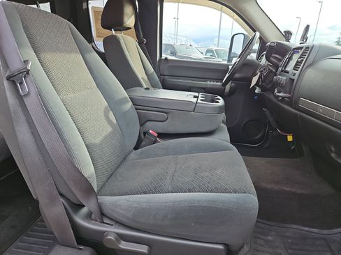 Used 2007 Chevrolet Silverado 2500 LT image 30