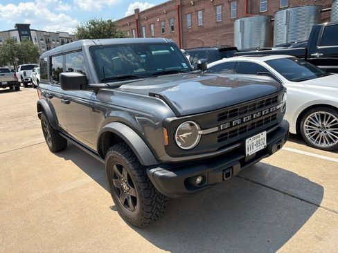 Used 2024 Ford Bronco Black Diamond AWD/4WD image 3