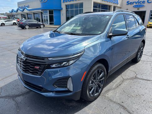 Used 2024 Chevrolet Equinox RS AWD/4WD image 4