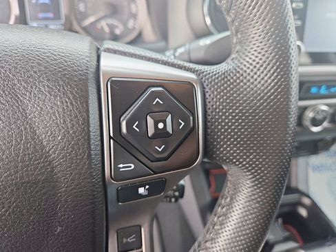 Used 2022 Toyota Tacoma SR5 image 15