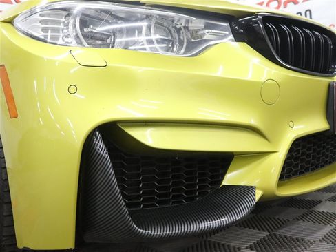 Used 2017 BMW M4 Coupe RWD image 10