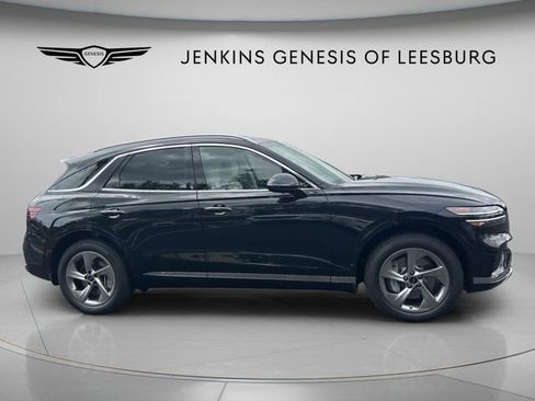 New 2026 Genesis GV70 2.5T Select image 2