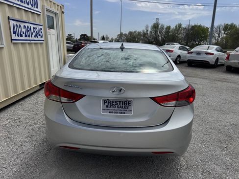 Used 2011 Hyundai Elantra GLS image 5