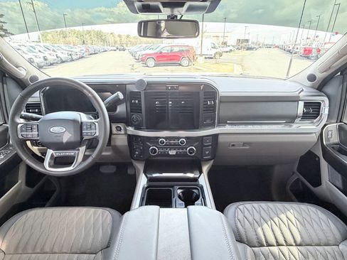 Used 2026 Ford F250 Platinum w/ Platinum Plus Package image 12