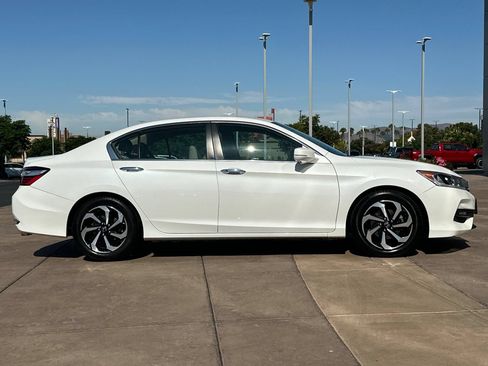 Used 2016 Honda Accord EX-L image 3