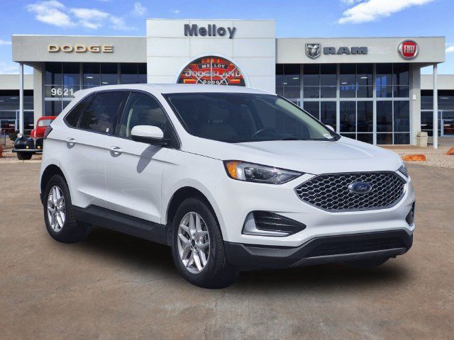 Used 2024 Ford Edge SEL AWD/4WD image 2