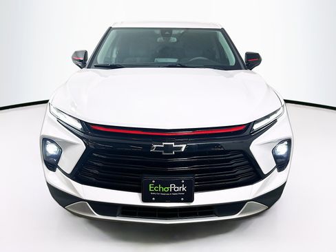 Used 2023 Chevrolet Blazer LT w/ Driver Confidence Package FWD image 2