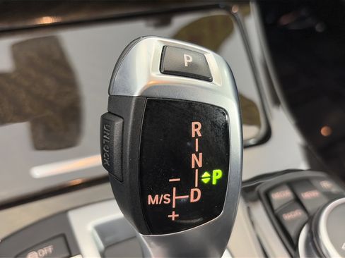 Used 2015 BMW 535i xDrive Sedan AWD/4WD image 35