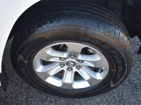 Used 2024 RAM 1500 Laramie image 16