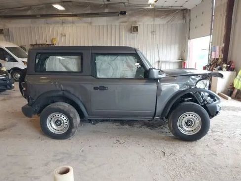 Used 2025 Ford Bronco 2-Door AWD/4WD image 5