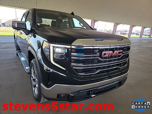 Used 2023 GMC Sierra 1500 SLT w/ SLT Premium Package image 5