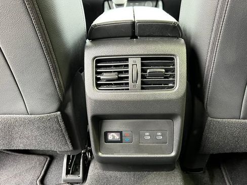Used 2025 Nissan Rogue SL w/ Tech Package AWD/4WD image 36