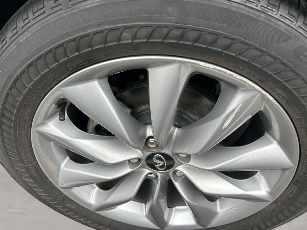 Used 2021 INFINITI QX50 Luxe AWD/4WD image 14