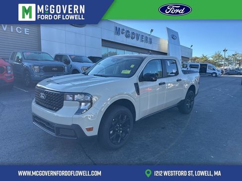 New 2025 Ford Maverick XLT w/ Black Appearance Package image 1