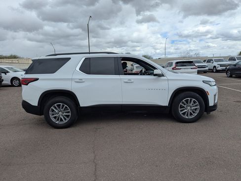 Used 2023 Chevrolet Traverse LT image 6