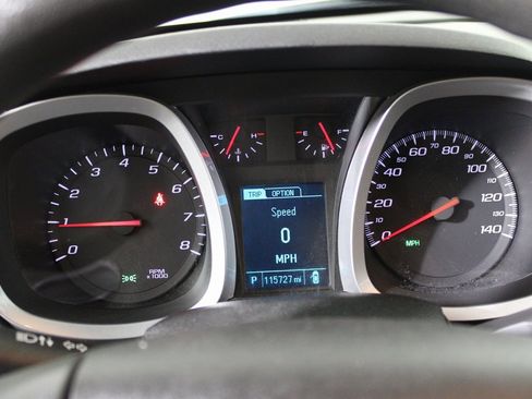 Used 2017 Chevrolet Equinox LS image 17