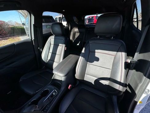 Used 2022 Chevrolet Equinox RS w/ RS Leather Package image 27