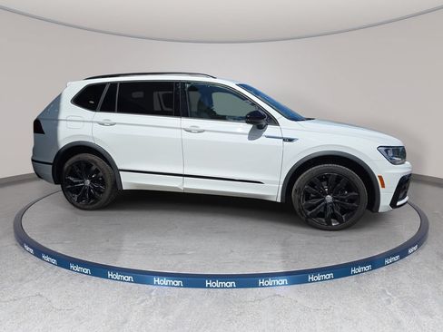 Used 2020 Volkswagen Tiguan SE R-Line AWD/4WD image 5