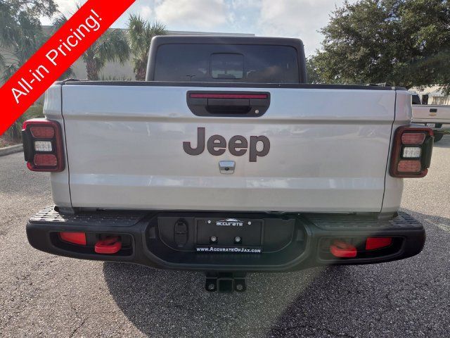 Used 2023 Jeep Gladiator Rubicon w/ LED Lighting Group AWD/4WD image 4