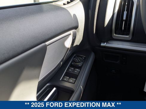 New 2025 Ford Expedition Max Active image 29