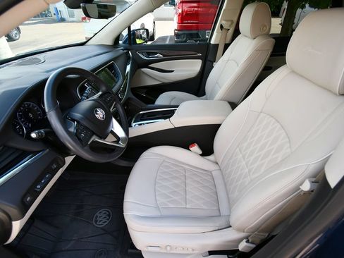 Used 2023 Buick Enclave Avenir w/ Trailering Package, 5000 lbs. AWD/4WD image 15