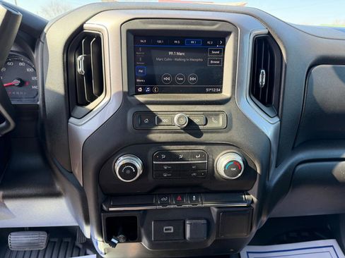 Used 2020 GMC Sierra 2500 4WD Crew Cab 159 w/ Convenience Package image 14