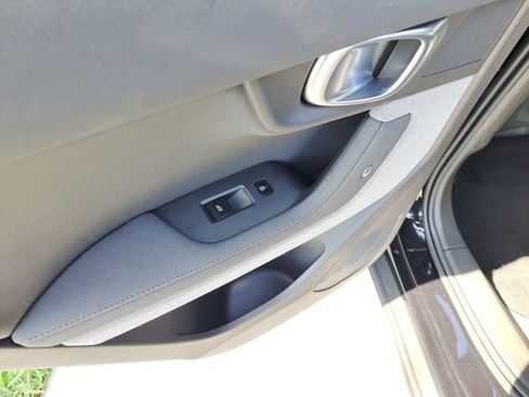 Used 2023 Polestar Polestar 2 image 11