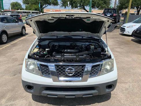 Used 2018 Nissan Frontier S RWD image 19