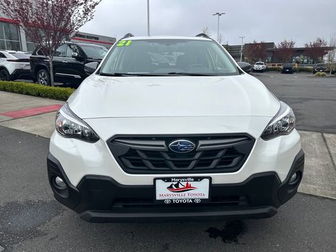 Used 2021 Subaru Crosstrek 2.5i Sport w/ Moonroof Package image 8