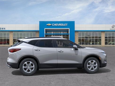 New 2026 Chevrolet Blazer LT image 5