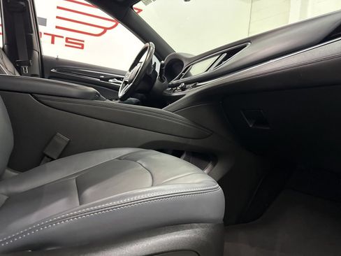 Used 2024 Buick Enclave Premium image 63