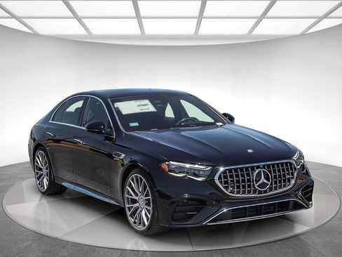 New 2026 Mercedes-Benz E 53 AMG e 4MATIC Sedan image 5