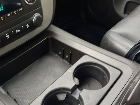 Used 2013 Chevrolet Silverado 1500 LTZ AWD/4WD image 29