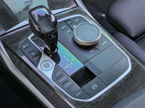 Used 2021 BMW 330i Sedan w/ Convenience Package image 12