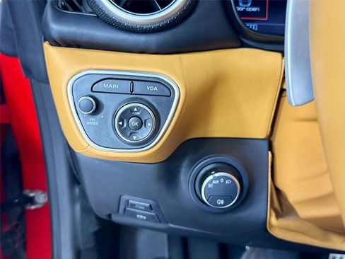 Used 2016 Ferrari California T image 27