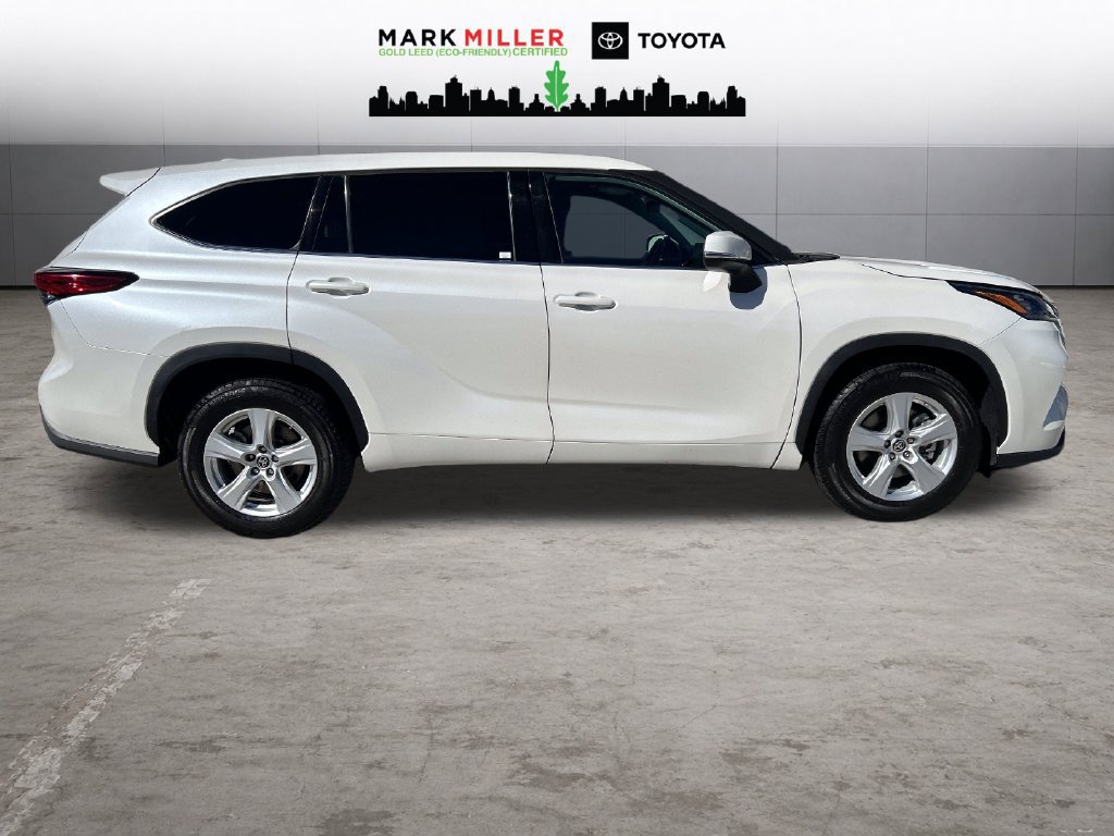 Certified 2020 Toyota Highlander L FWD image 6