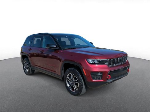 Certified 2022 Jeep Grand Cherokee Trailhawk image 2