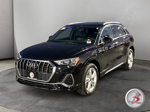 Used 2022 Audi Q3 2.0T Premium image 3