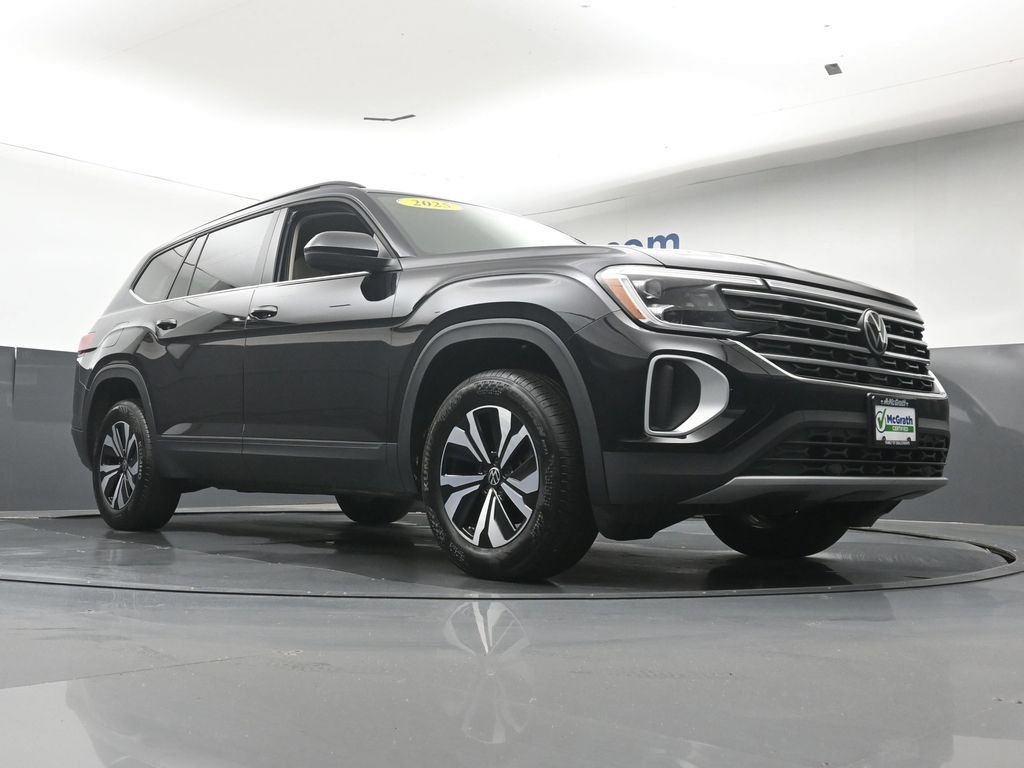 Used 2025 Volkswagen Atlas SE AWD/4WD image 26
