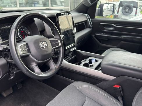 Used 2024 RAM 1500 Big Horn AWD/4WD image 9