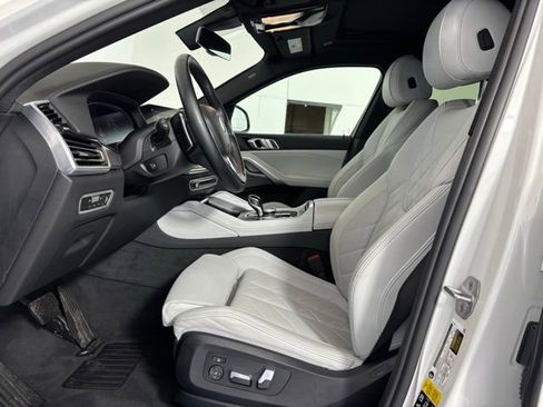 Used 2023 BMW X6 xDrive40i w/ Premium Package image 11