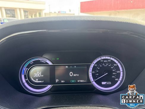 Used 2020 Kia Niro LX FWD image 17