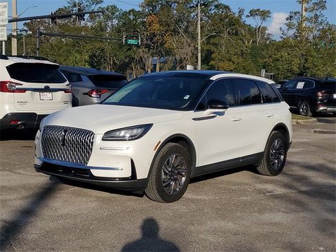 Used 2024 Lincoln Corsair FWD w/ Equipment Group 102A image 4