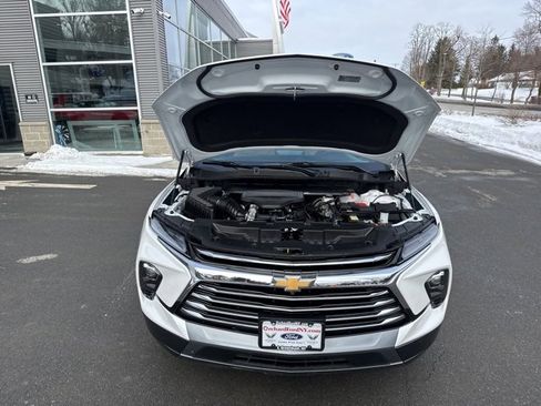 Used 2024 Chevrolet Blazer Premier w/ Driver Confidence II Package image 16