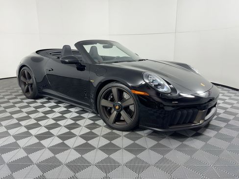 Used 2026 Porsche 911 GTS image 7
