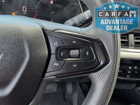 Certified 2025 Chevrolet Trax LT image 16