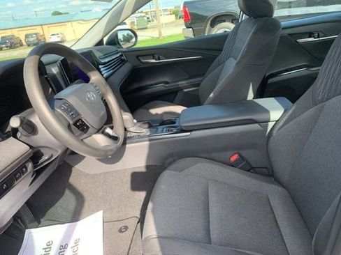Used 2026 Toyota Camry LE FWD image 23